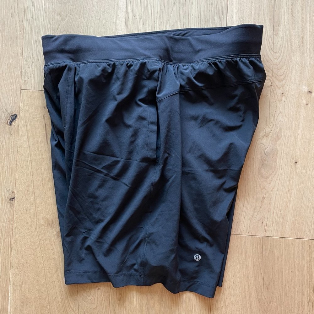 Lululemon Large Pace Breaker Lined Short 9" - Picture 2 of 10